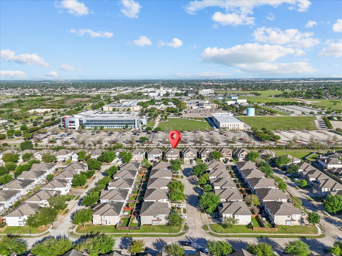 11931 Keystone Spring Way Houston, TX 77089 - Photo 33 of 34 an aerial view of residential building with outdoor space