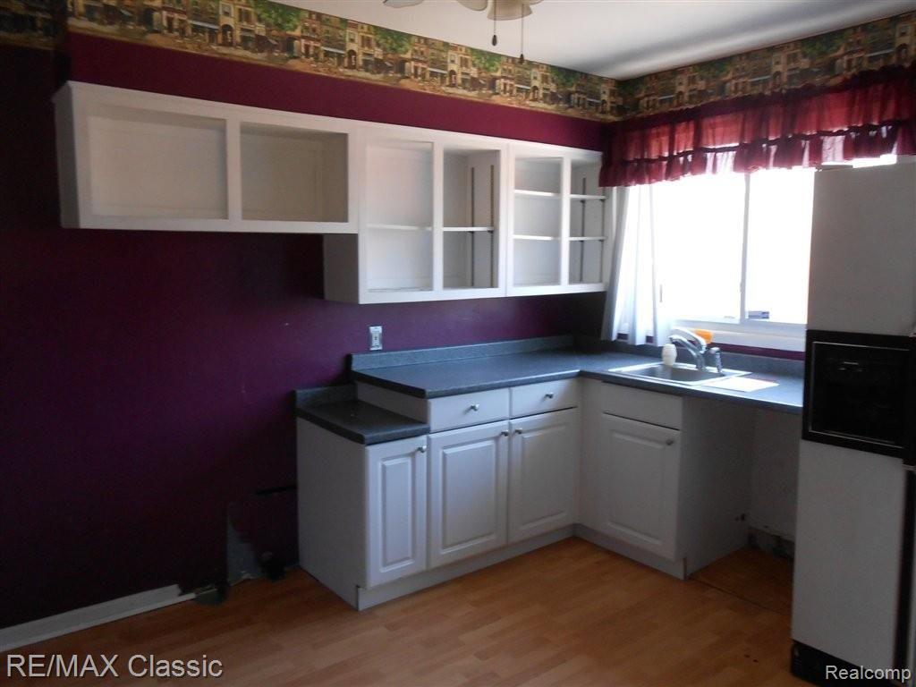 47571 Roland Street Utica, MI 48317 - Photo 13 of 23 Roland 049.JPG