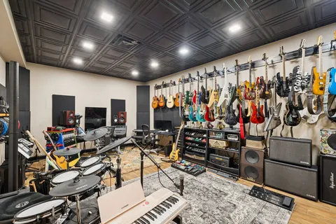 $1,334,999 | 4058 Kings Camp Pass, Arrington, TN 37014