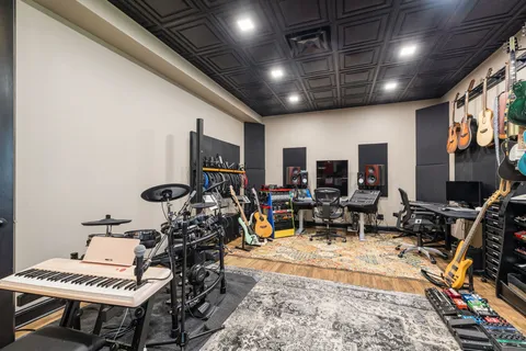 $1,334,999 | 4058 Kings Camp Pass, Arrington, TN 37014