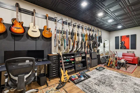 $1,334,999 | 4058 Kings Camp Pass, Arrington, TN 37014