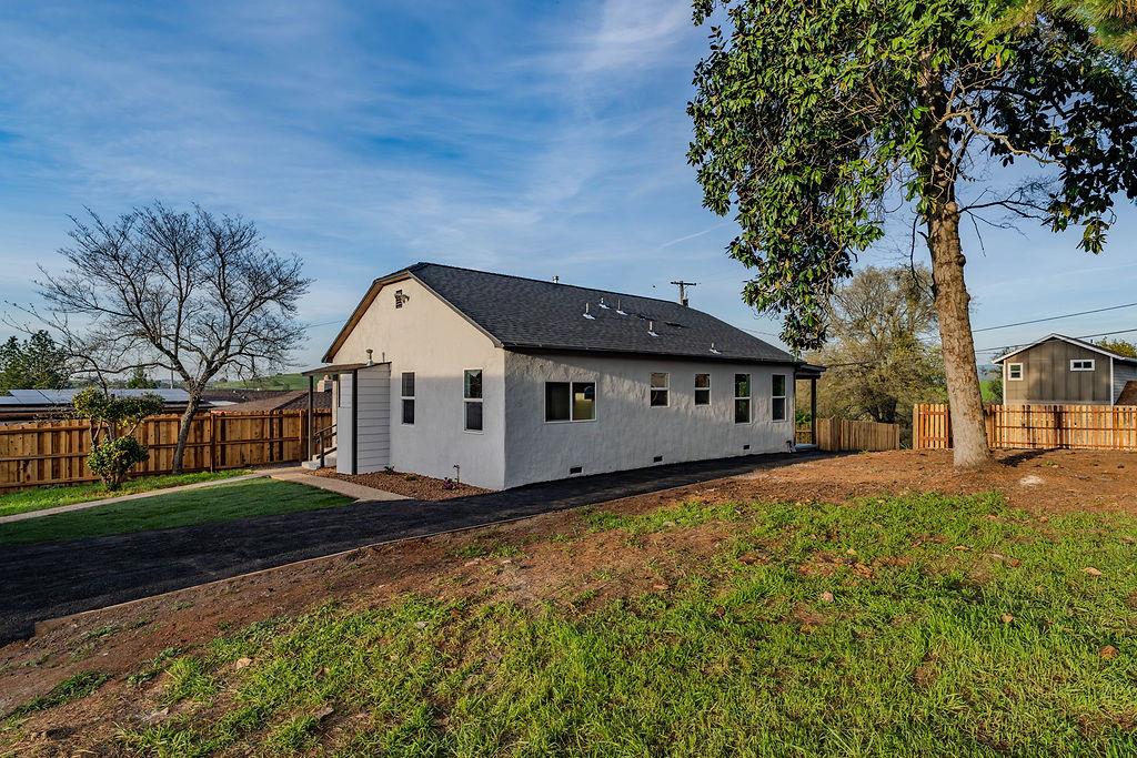 155 Foothill Drive Sutter Creek, CA 95685 - Photo 42 of 84 a house view with a outdoor space