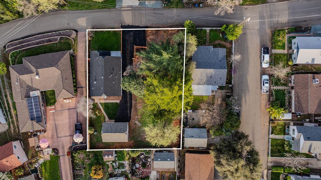 155 Foothill Drive Sutter Creek, CA 95685 - Photo 76 of 84 an aerial view of balcony and yard