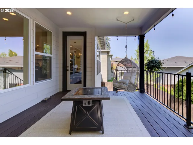 $950,000 | 1421 Northwest 117th Circle, Vancouver, WA 98685