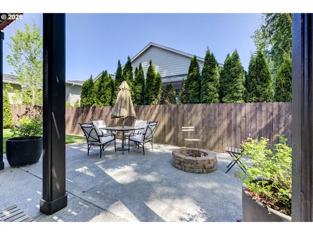 $950,000 | 1421 Northwest 117th Circle, Vancouver, WA 98685