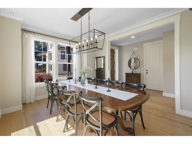 $950,000 | 1421 Northwest 117th Circle, Vancouver, WA 98685