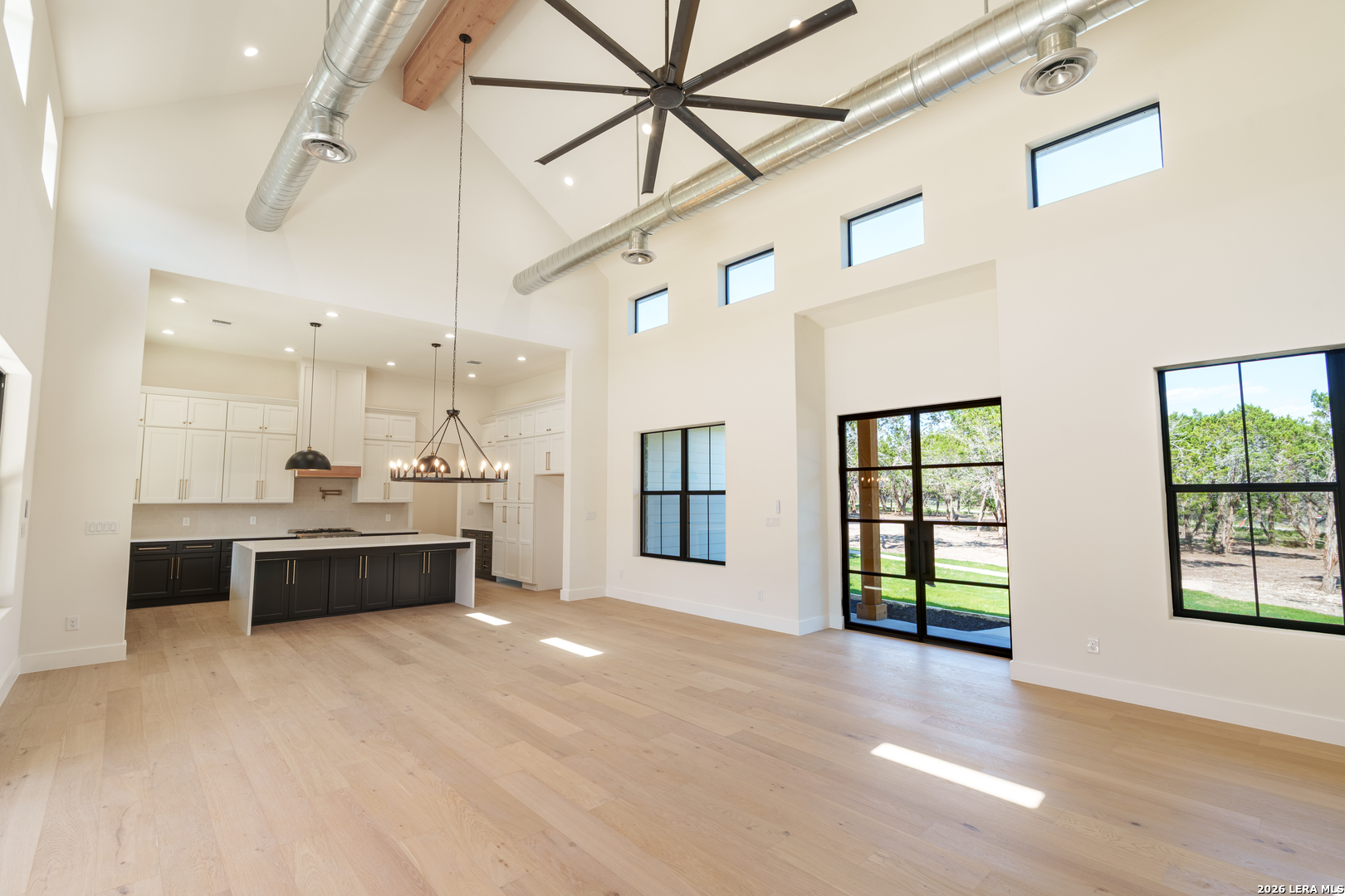 129 Aermotor Lane Boerne, TX 78006 - Photo 6 of 25
