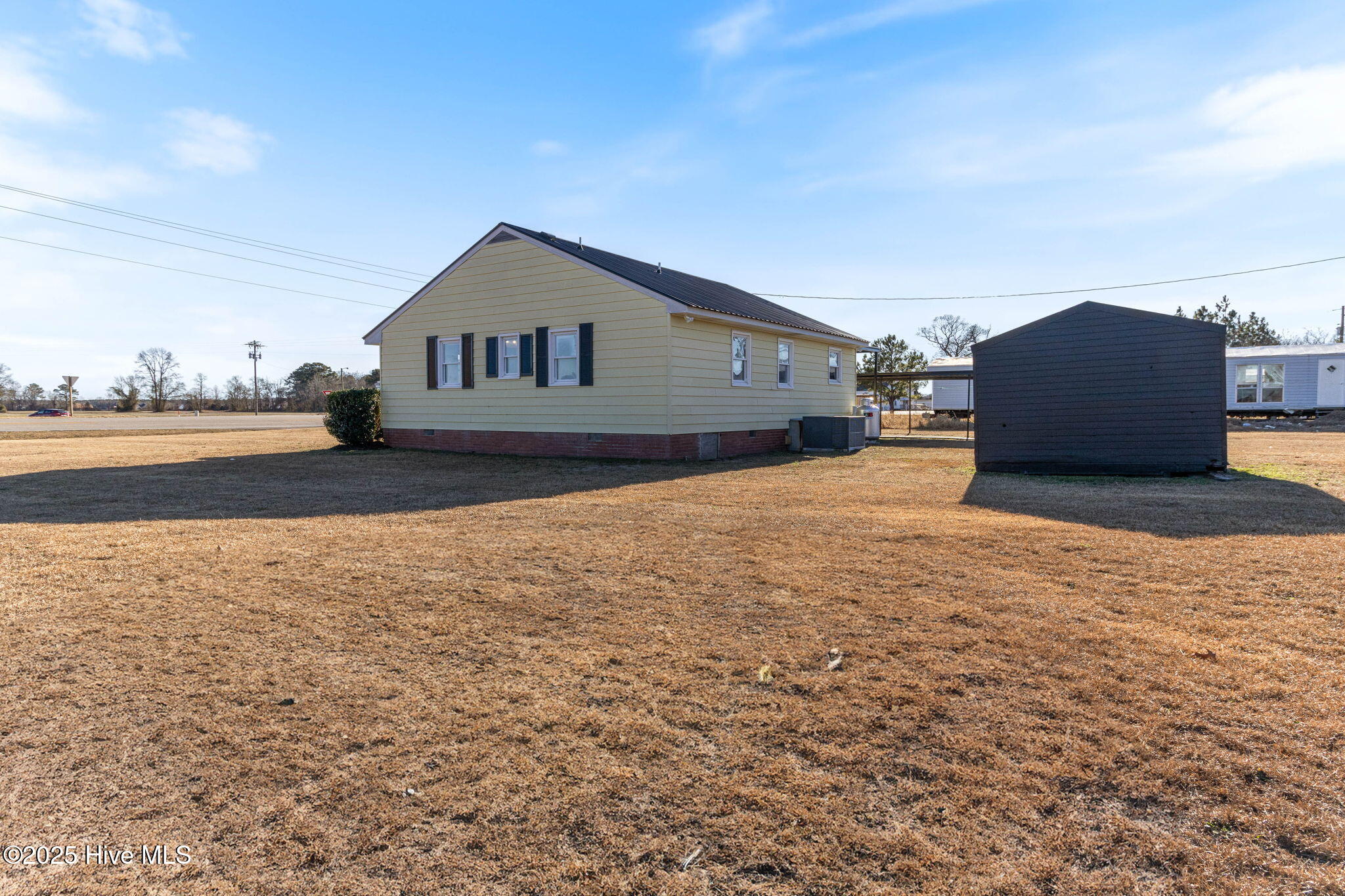 4106 Hugo Road Grifton, NC 28530 - Photo 6 of 28 28-web-or-mls-IMG_7790RE (1)