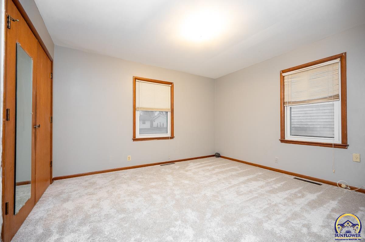 2133 Southeast Market Street Topeka, KS 66605 - Photo 8 of 16