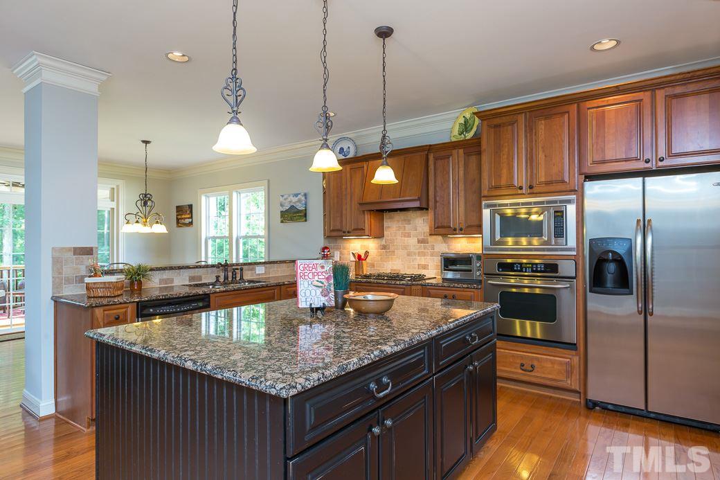 4311 Oakthorne Way Raleigh, NC 27613 - Photo 8 of 24