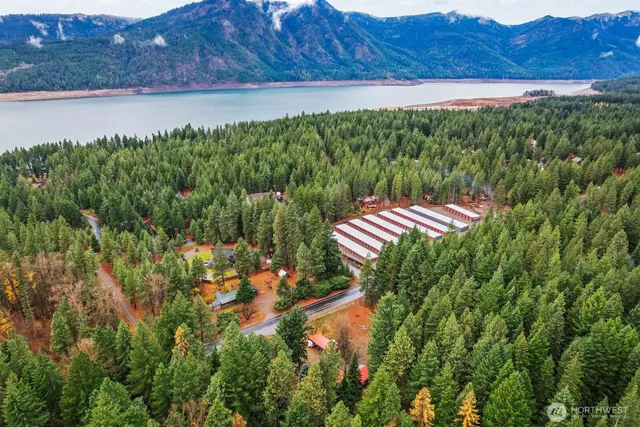 $499,900 | 13470 Salmon La Sac Road, Ronald, WA 98940