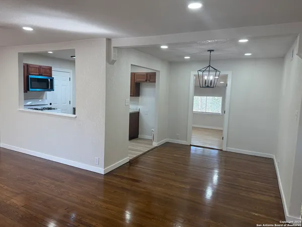 $199,900 | 223 Adrian Drive, San Antonio, TX 78213