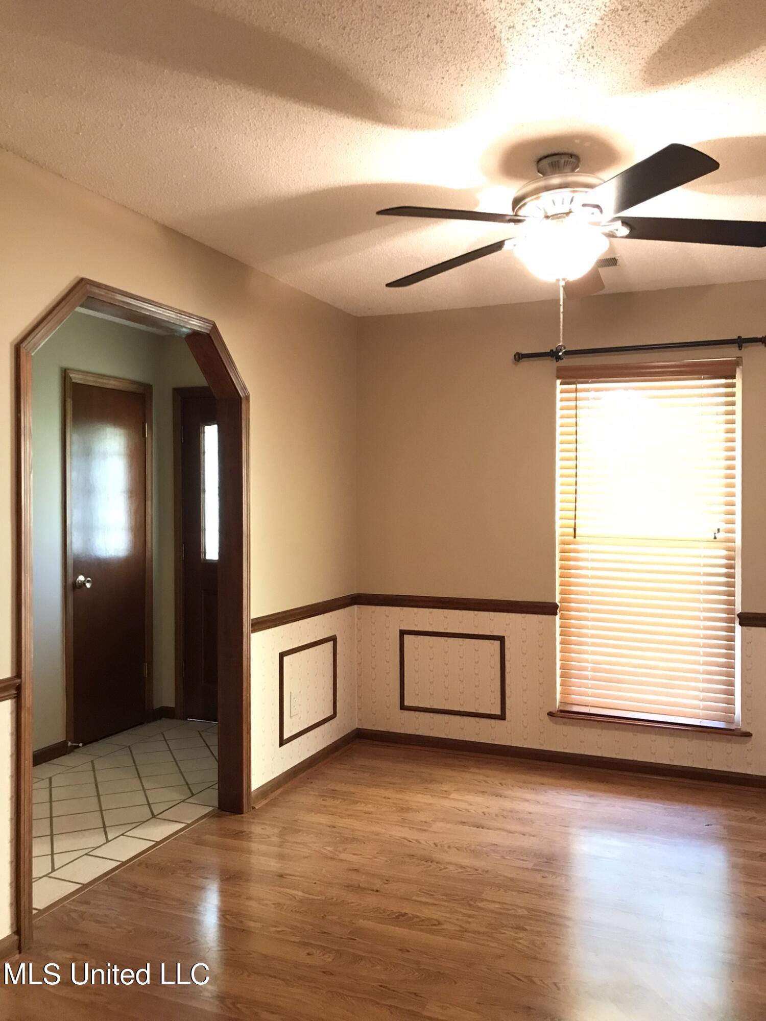 9775 Quail Road Olive Branch, MS 38654 - Photo 7 of 32 IMG_7968