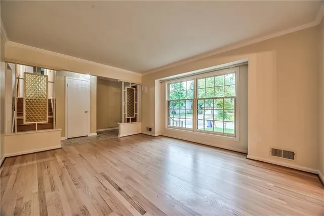 $395,000 | 9712 Craig Drive, Overland Park, KS 66212