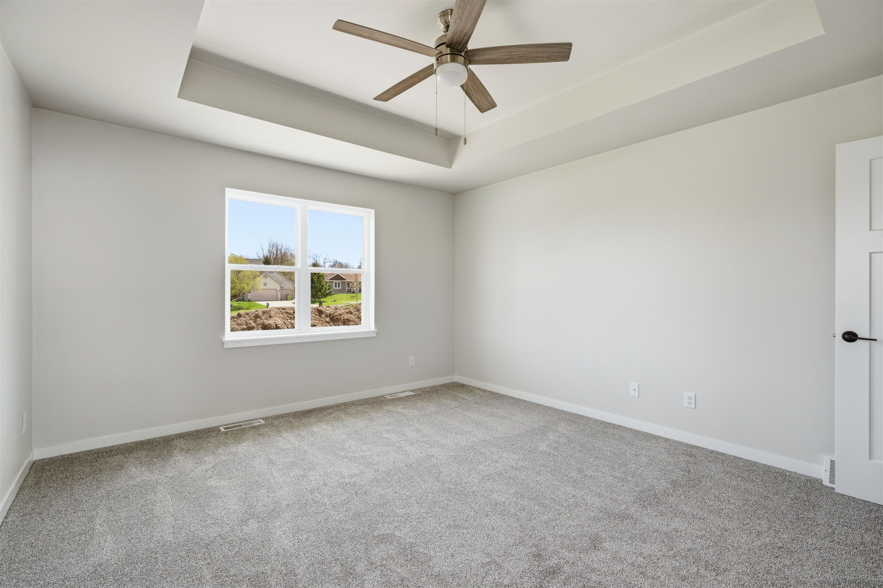 341 Leona Way Oakfield, WI 53065 - Photo 20 of 37