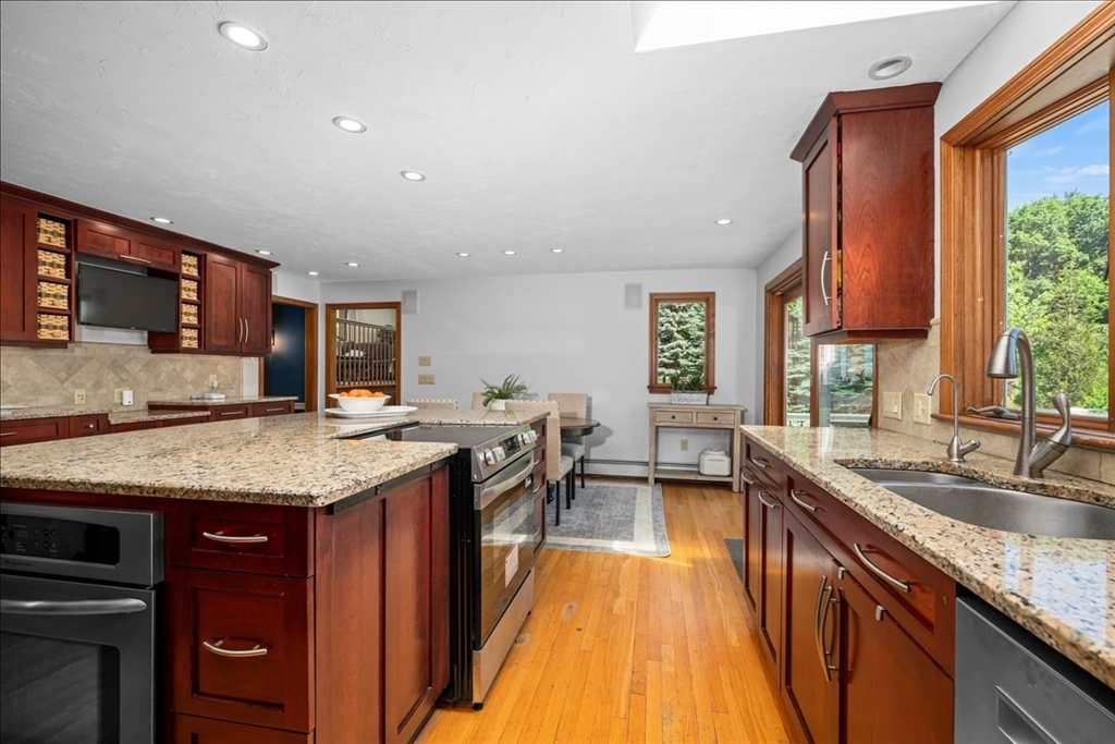2 Fawcett Orchard Road Northborough, MA 01532 - Photo 8 of 42