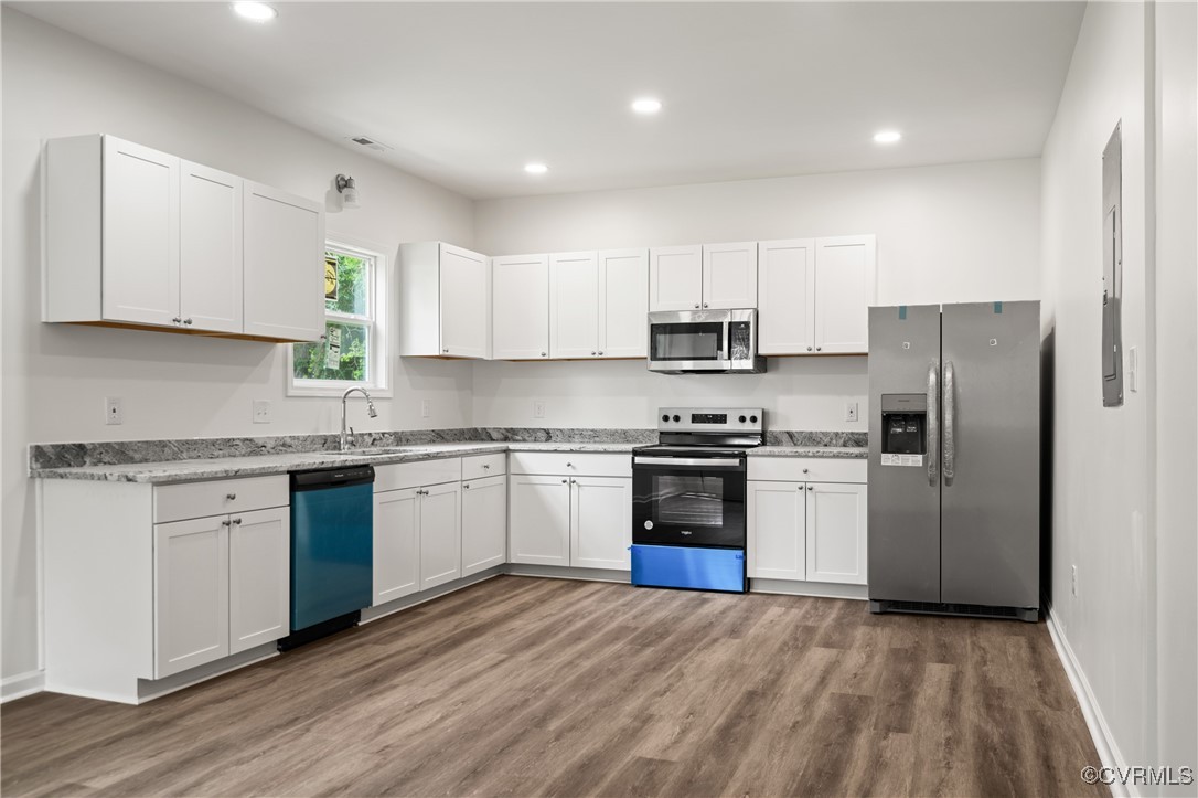9214 River Road Petersburg, VA 23803 - Photo 15 of 36 Kitchen featuring appliances with stainless steel