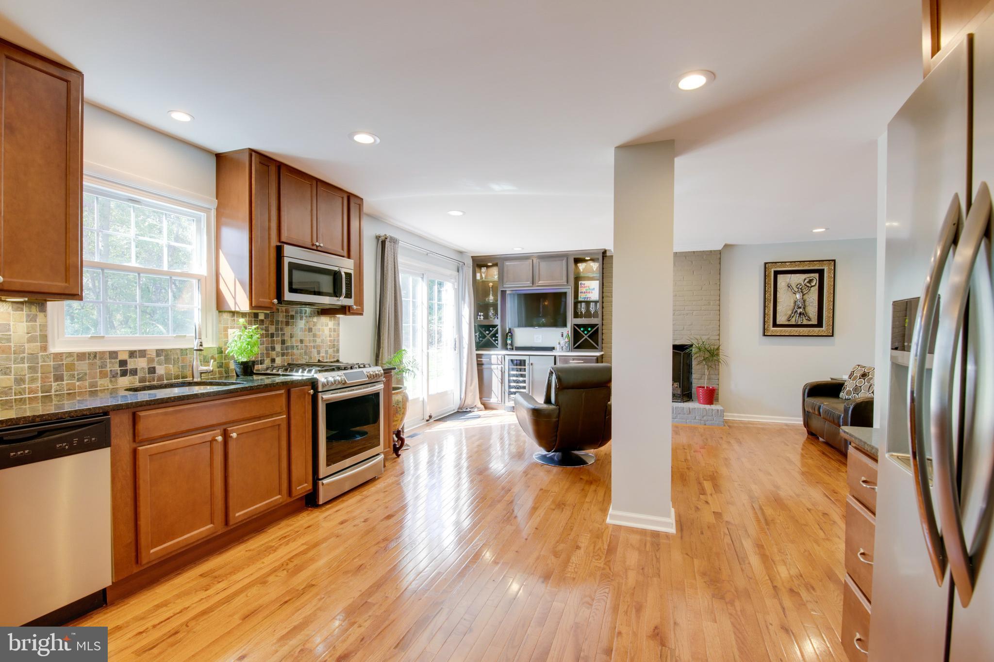5250 Eliots Oak Road Columbia, MD 21044 - Photo 4 of 43 Gallery Image 4