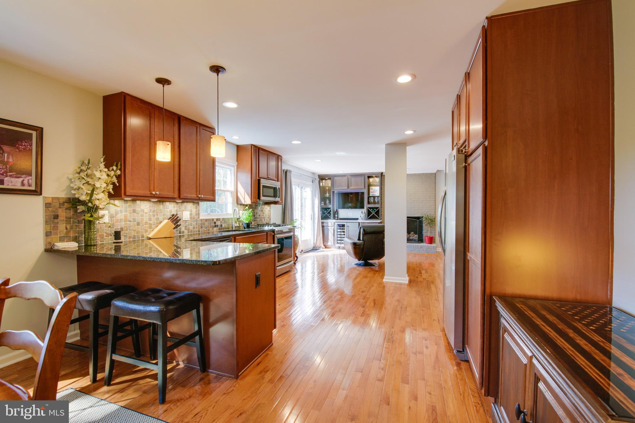 5250 Eliots Oak Road Columbia, MD 21044 - Photo 5 of 43 Gallery Image 5