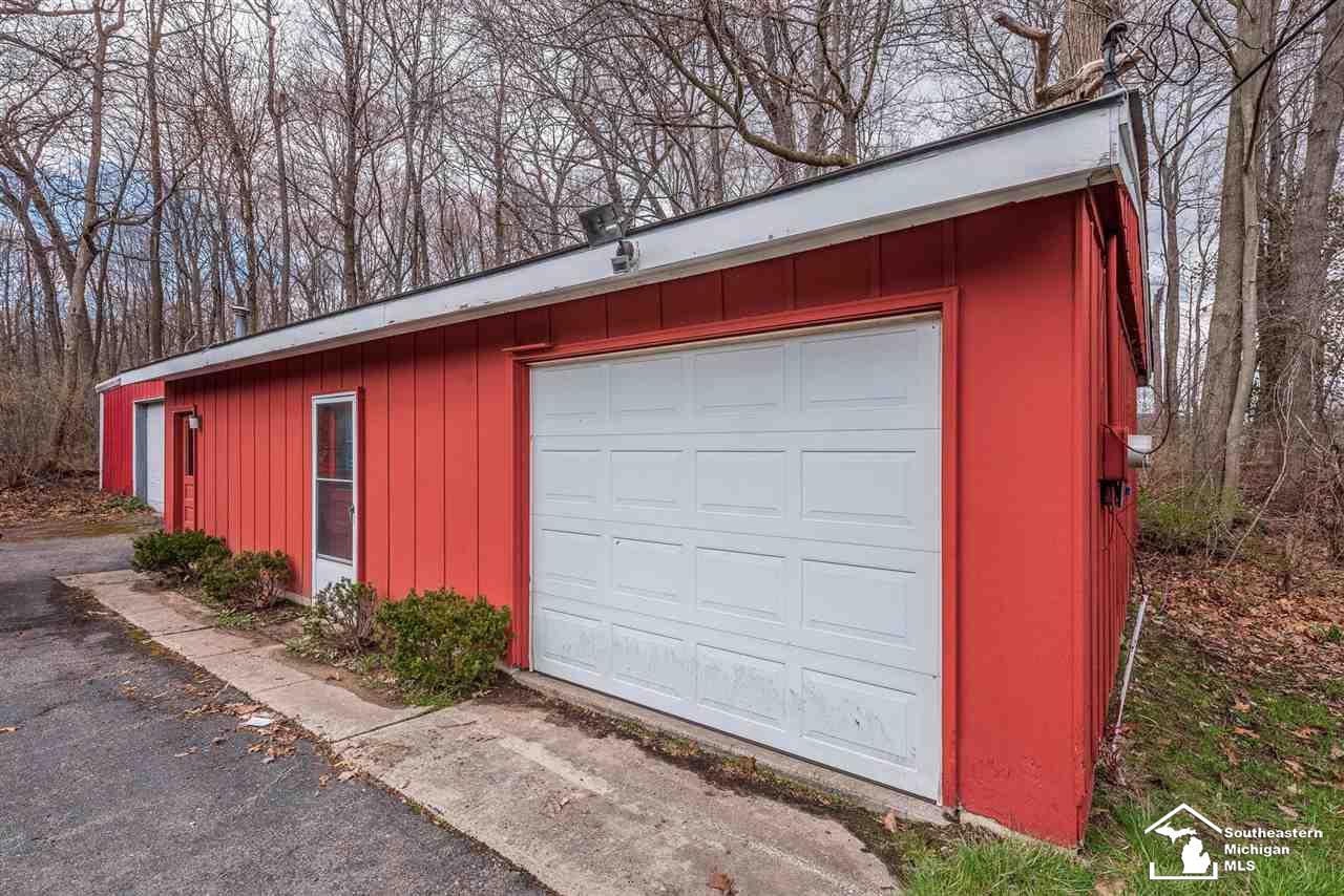 1929 West Hurd Road Monroe, MI 48162 - Photo 34 of 47