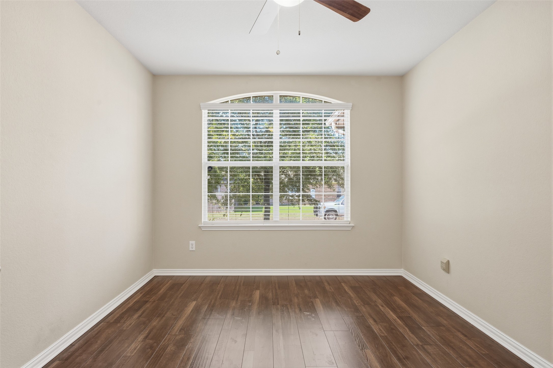 1069 Talley Loop Buda, TX 78610 - Photo 6 of 31 Flex space/office