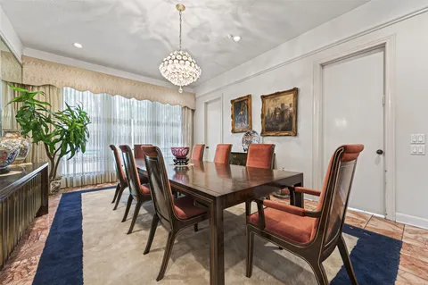 $749,000 | 8103 Lake Edge Court, Houston, TX 77071