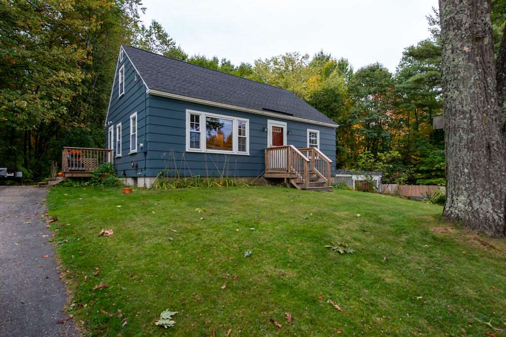 58 Old Dover Road Rochester, NH 03867 - Photo 3 of 40