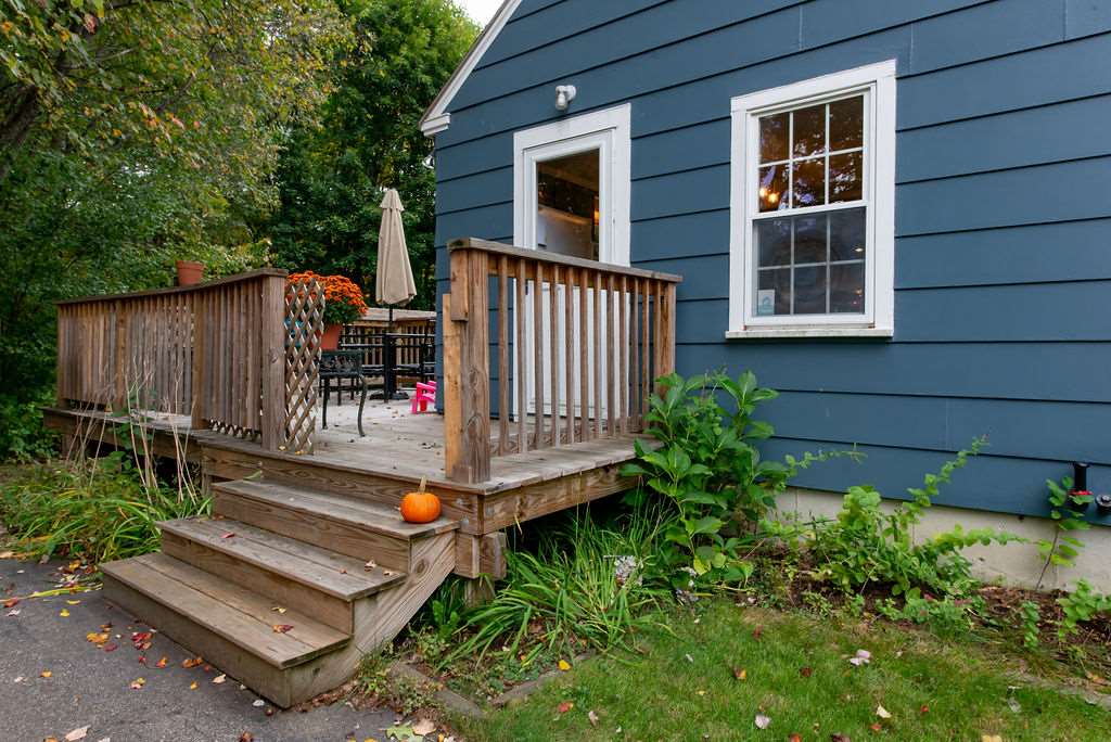 58 Old Dover Road Rochester, NH 03867 - Photo 4 of 40