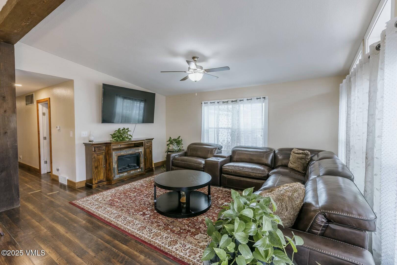 66 Bluegill Loop Gypsum, CO 81637 - Photo 13 of 37 Living Room area