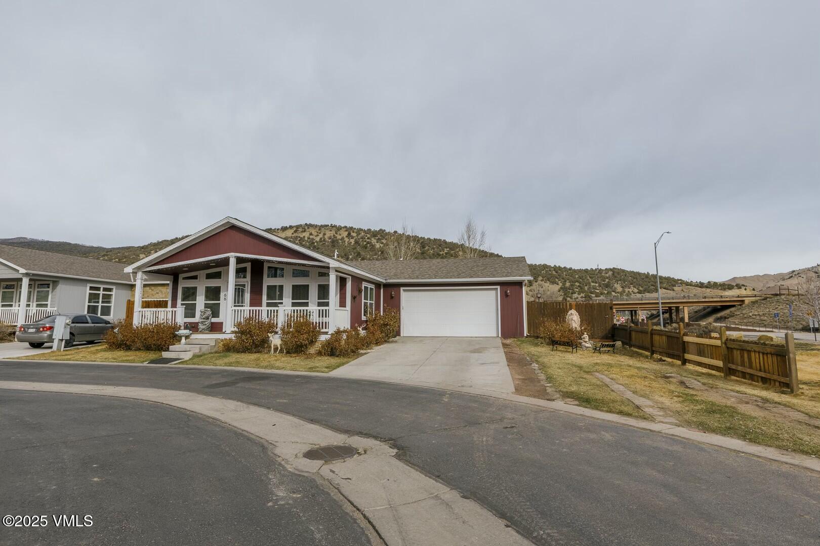 66 Bluegill Loop Gypsum, CO 81637 - Photo 2 of 37 Exterior and driveway