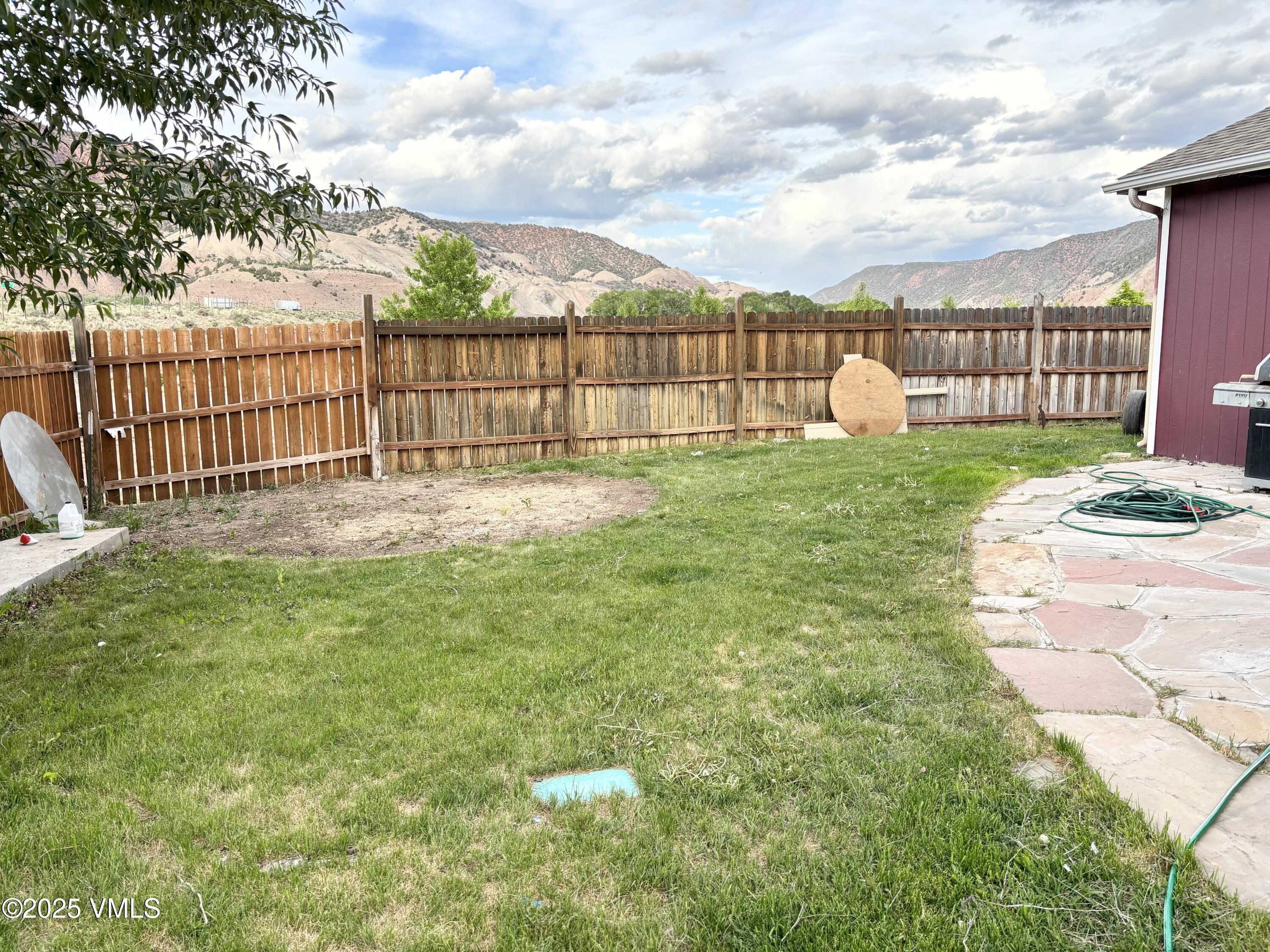 66 Bluegill Loop Gypsum, CO 81637 - Photo 29 of 37 Backyard 2
