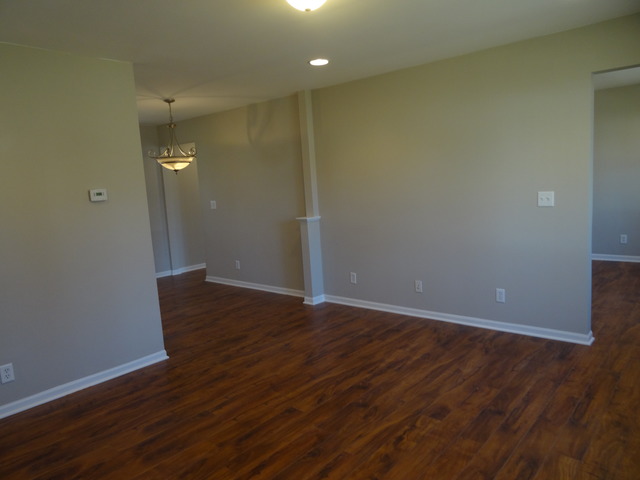50 Long Beach Road Montgomery, IL 60538 - Photo 3 of 19