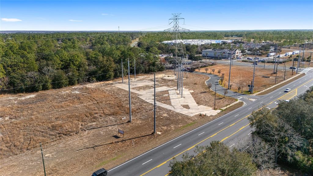 Maricamp Road Belleview, FL 34420 - Photo 7 of 8 a view of a balcony with an ocean view