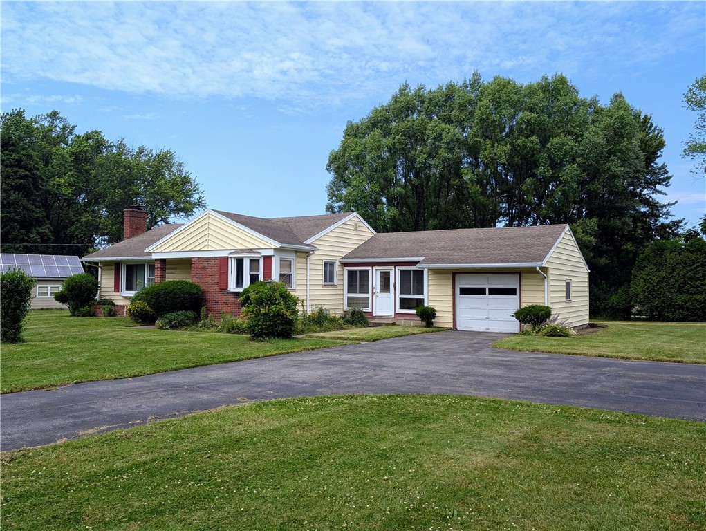 1900 Lehigh Station Road Henrietta, NY 14467 - Photo 3 of 27