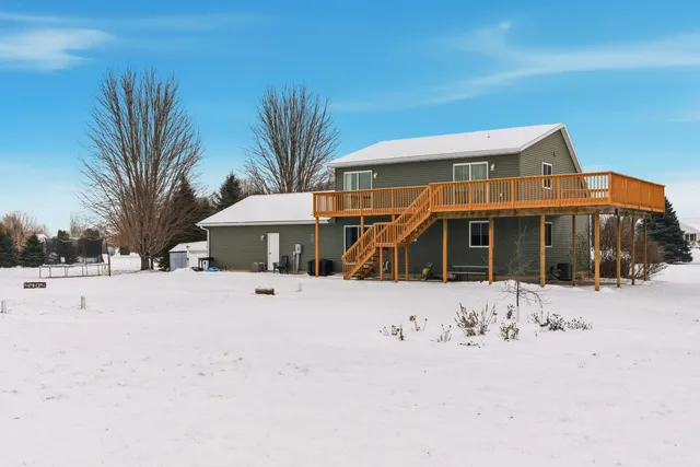 $439,900 | W21650 Coyote Lane, Caledonia, WI 54661
