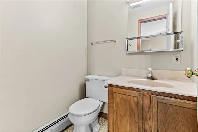 $485,000 | 5 St Mary’s Way, Warren, RI 02885