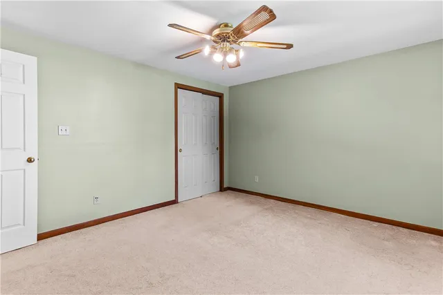 $485,000 | 5 St Mary’s Way, Warren, RI 02885