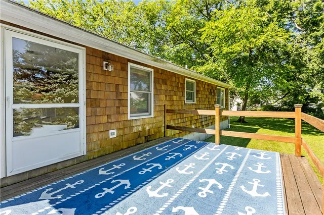 $485,000 | 5 St Mary’s Way, Warren, RI 02885