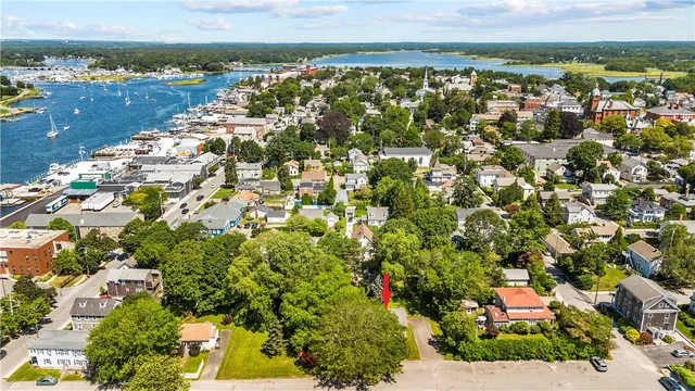 $485,000 | 5 St Mary’s Way, Warren, RI 02885