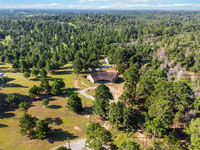 a view of a lake with houses