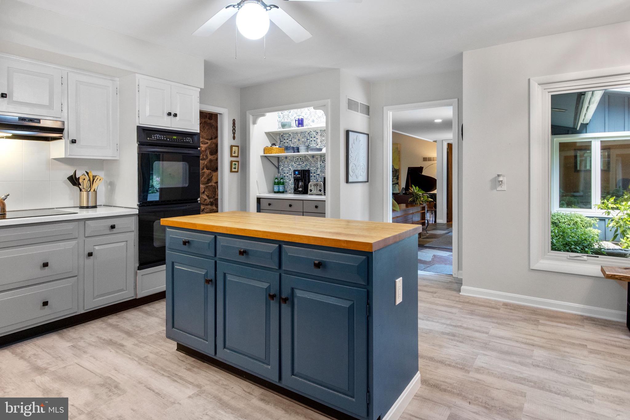 949 Highland Road Newtown, PA 18940 - Photo 14 of 50 Kitchen