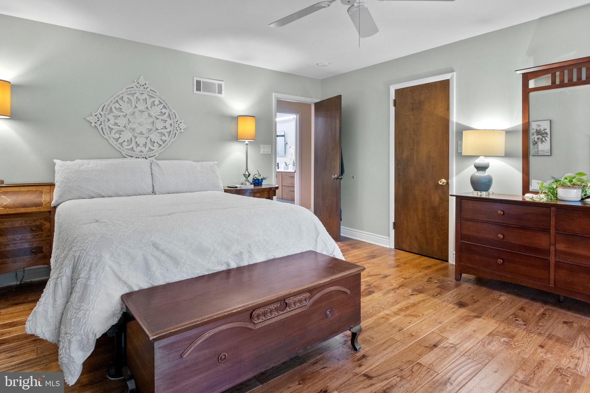 949 Highland Road Newtown, PA 18940 - Photo 29 of 50 Primary bedroom