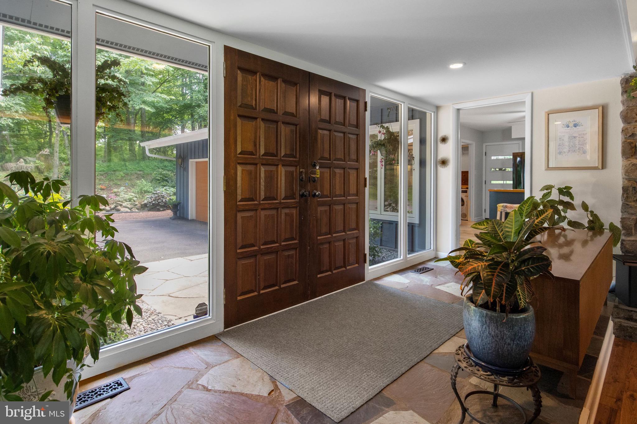 949 Highland Road Newtown, PA 18940 - Photo 5 of 50 Gorgeous entry
