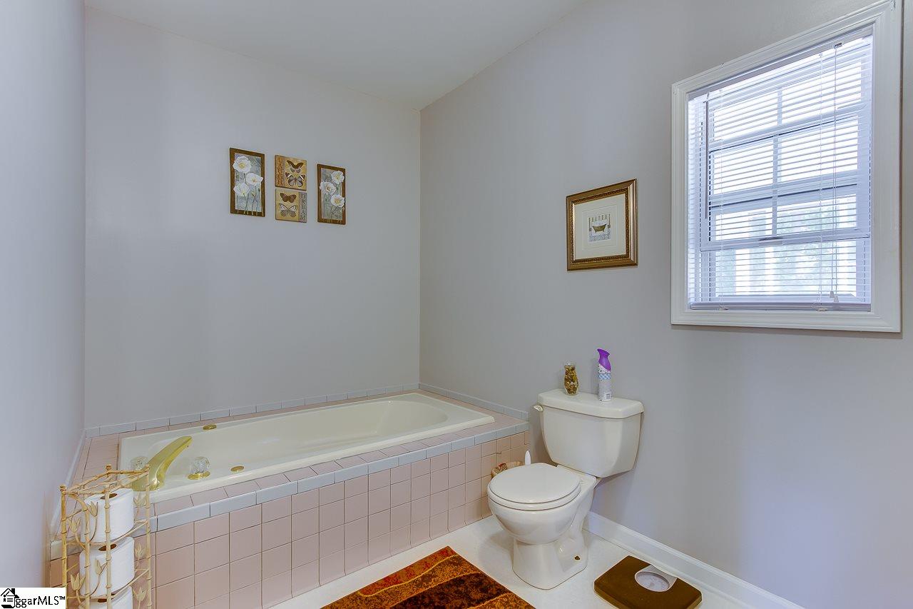 403 State Rd S-39-48 Pickens, SC 29671 - Photo 22 of 36