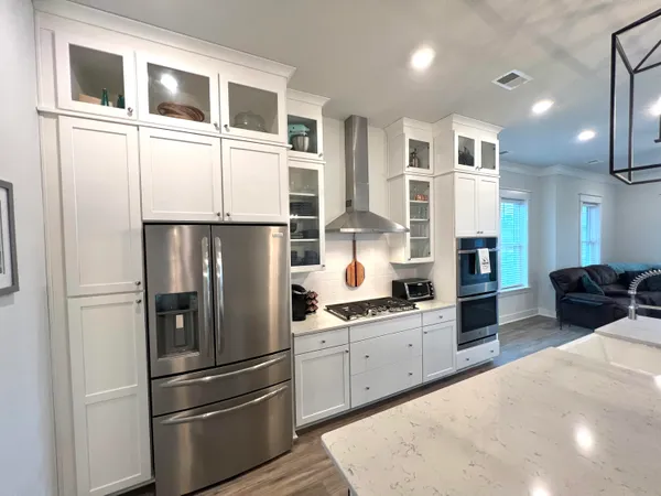 $3,995 | 1610 Florentia Street, Mount Pleasant, SC 29464