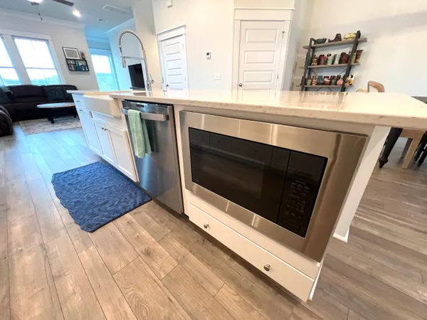 $3,995 | 1610 Florentia Street, Mount Pleasant, SC 29464