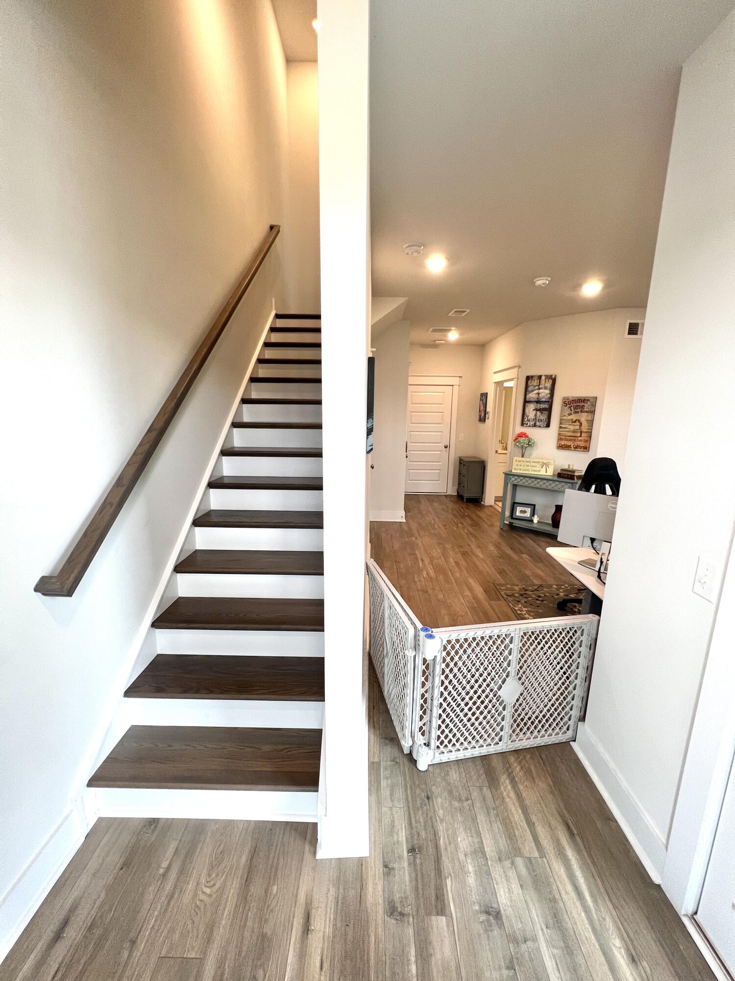 1610 Florentia Street Mount Pleasant, SC 29464 - Photo 4 of 32 IMG_1579