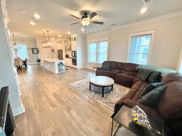 $3,995 | 1610 Florentia Street, Mount Pleasant, SC 29464