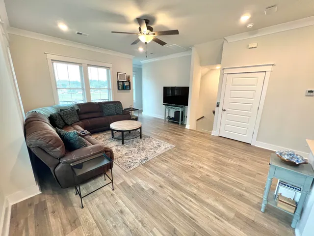 $4,500 | 1610 Florentia Street, Mount Pleasant, SC 29464