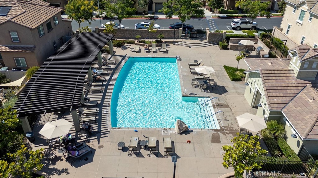 205 Windsor Grey Way Fallbrook, CA 92028 - Photo 36 of 43 Community pool